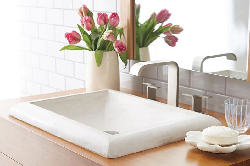 Дизайн белой ванной комнаты - Сантехника и мебель