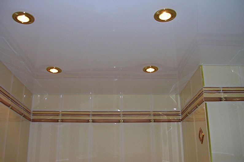 Дизайн туалета в хрущевке - Отделка потолка