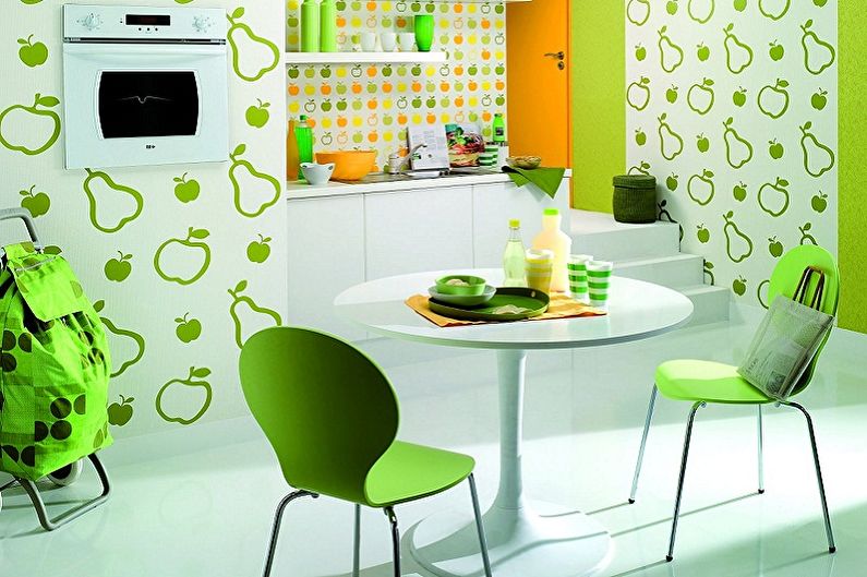 Дизайн интерьера бело-зеленой кухни - фото