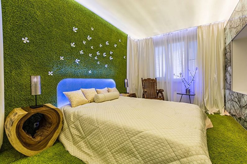 Маленька спальня в еко-стилі.
