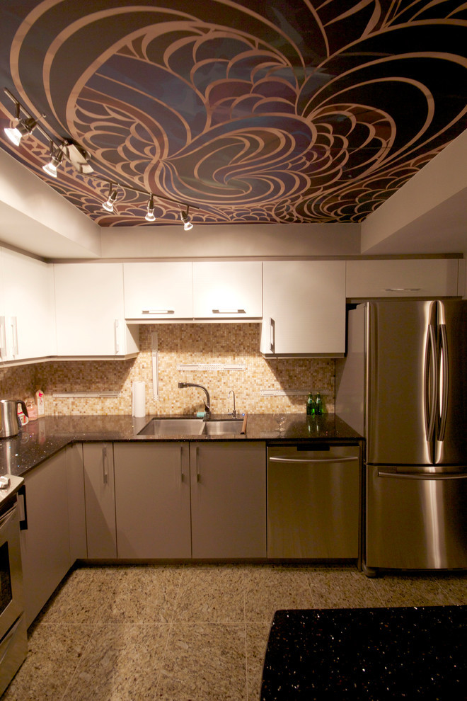 Натяжной потолок на кухне - фотопечать
