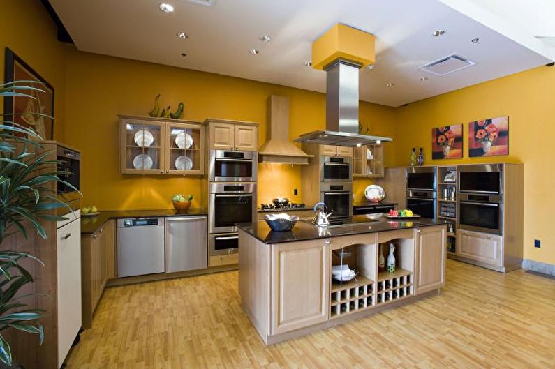 Дизайн кухни в желтых тонах - Отделка потолка