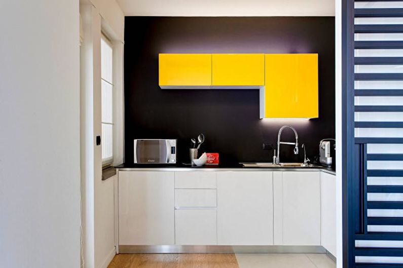 Дизайн маленькой желтой кухни