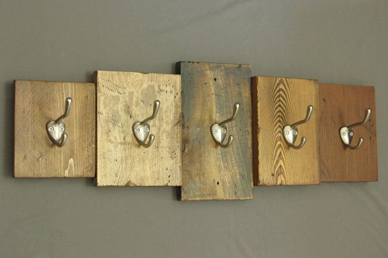 Настенная ключница из дерева своими руками: чертежи, эскизы и фото