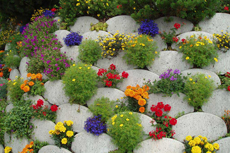 Пять простых решений, как украсить сад (41 фото)